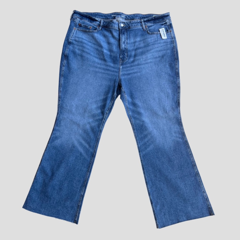 NWT Old Navy High Rise Flare Jeans Women’s size 24